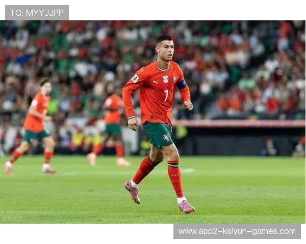 索博少年梦实现！与偶像C罗在欧洲杯相遇，索博什么意思